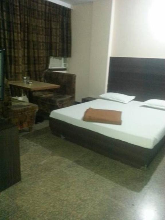 Hotel Jalaja Heritage ธาเน ภายนอก รูปภาพ